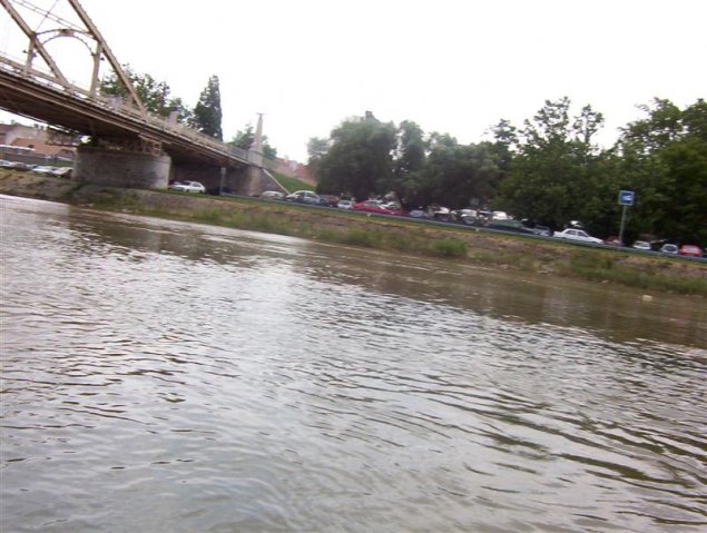 100_0916 (Medium)